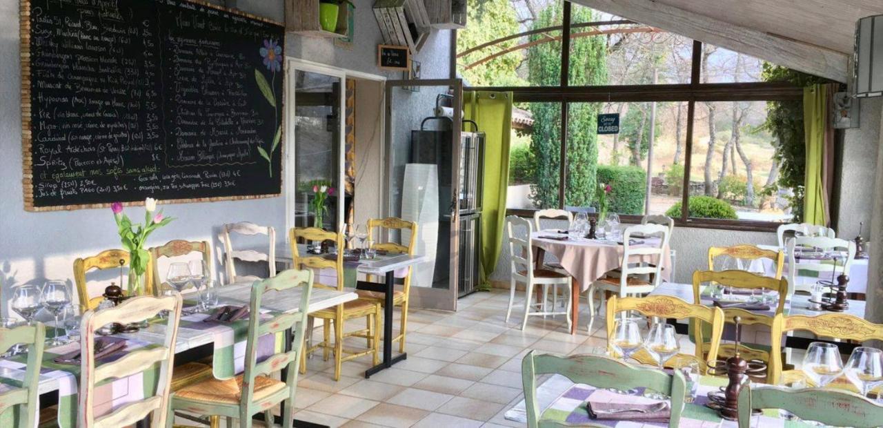 Hotel Lou Caleu Restaurant Le Rocher Des Abeilles Saint-Martin-de-Castillon Luaran gambar