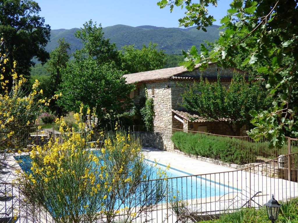 Hotel Lou Caleu Restaurant Le Rocher Des Abeilles Saint-Martin-de-Castillon Luaran gambar